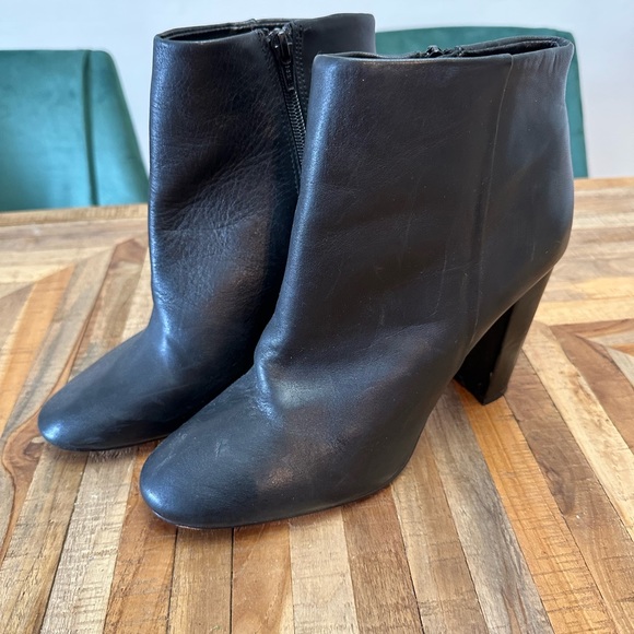Also Black Ankle Boots - Picture 1 of 3